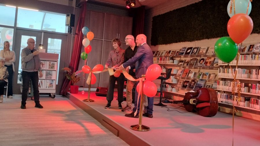 Opening vernieuwde bibliotheek
